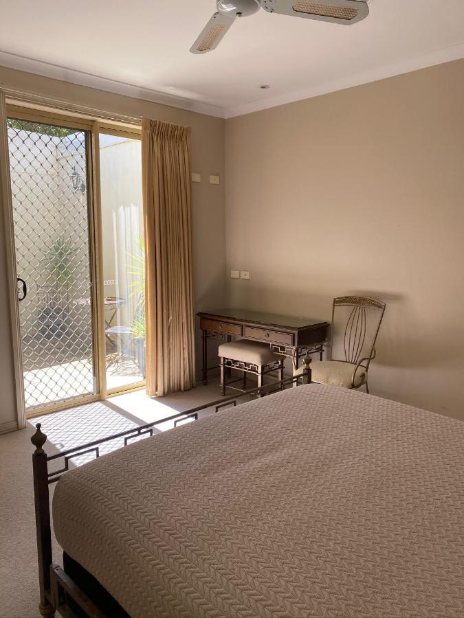 Acacia Terraces Aparthotel Echuca Bagian luar foto