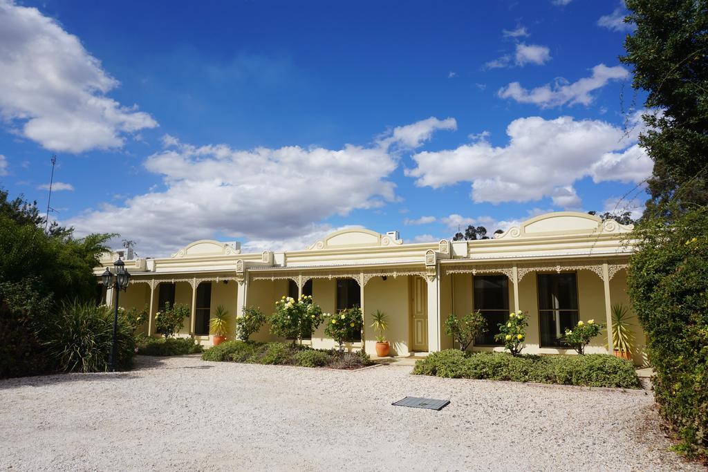 Acacia Terraces Aparthotel Echuca Ruang foto